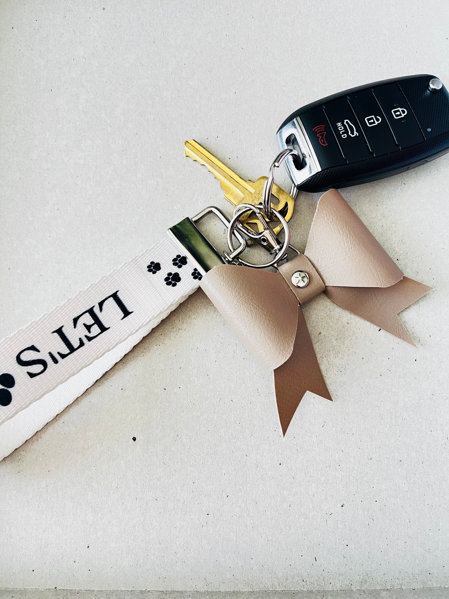 Faux Beige Leather Bow Keychains! 🎀🔑
