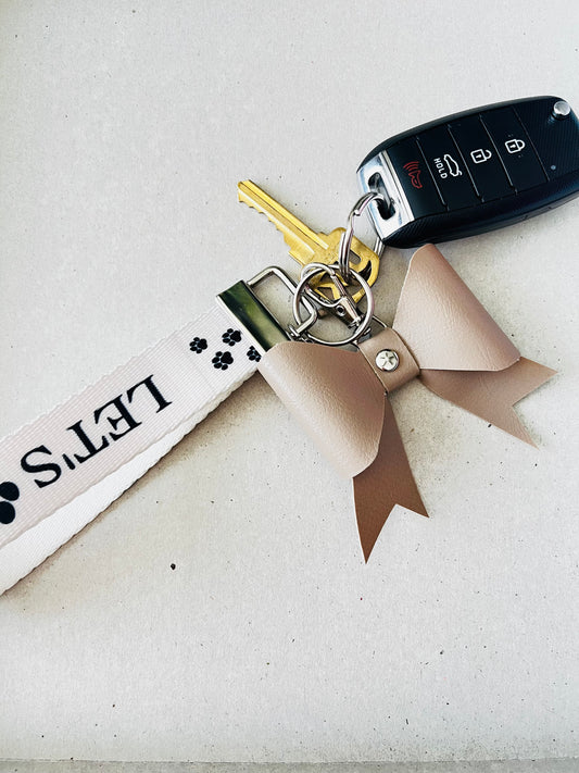 Faux Beige Leather Bow Keychains! 🎀🔑