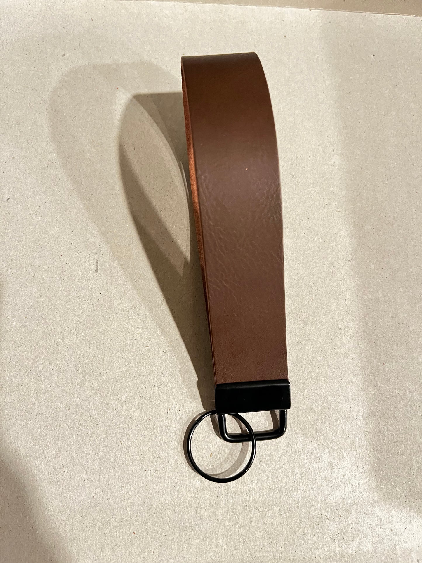 Light Brown Leather Wristlet Keychains – Hands-Free & Stylish on the Go
